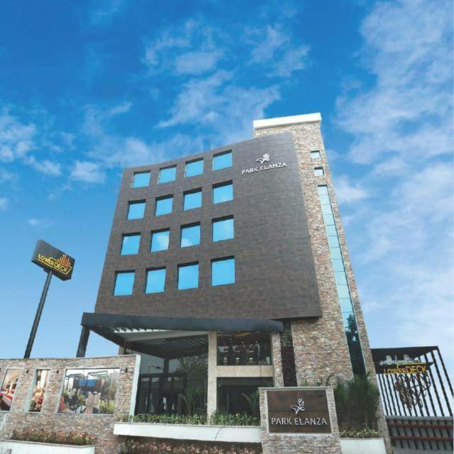 Park Elanza 4*