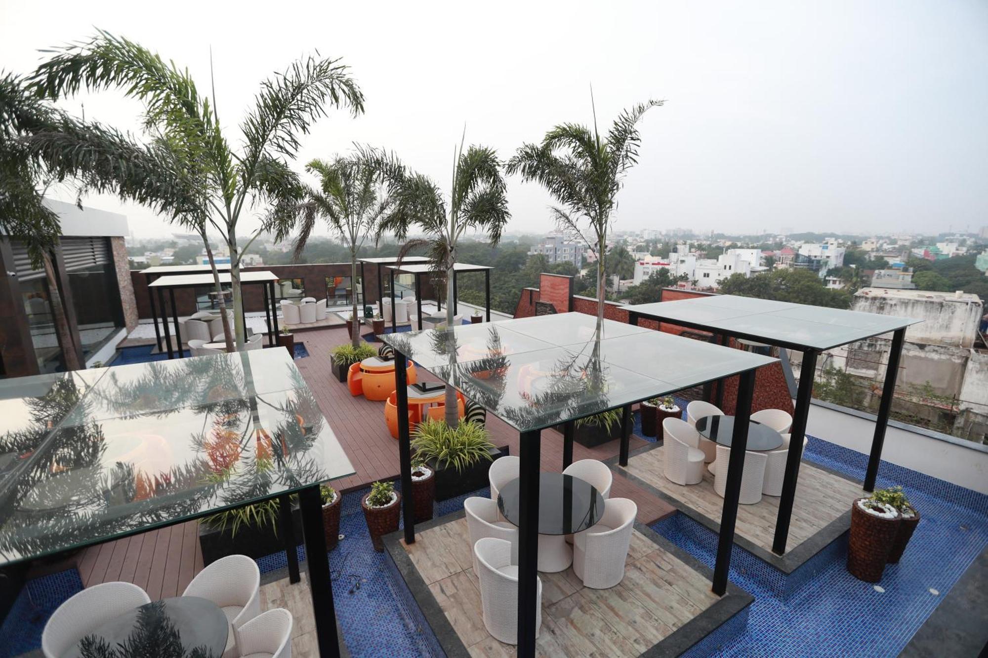 Park Elanza Hotel 4*
